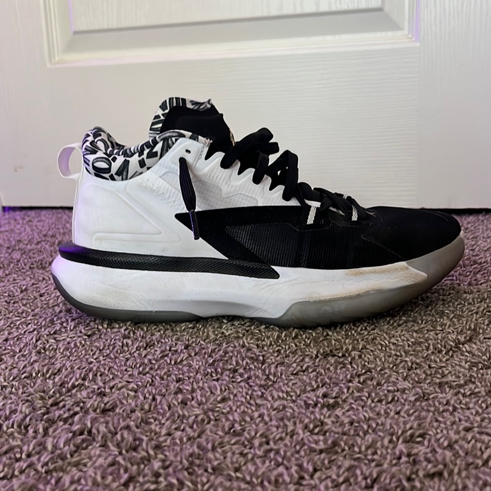 Nike Air Jordan Zion 1 - Men’s Basketball Shoes